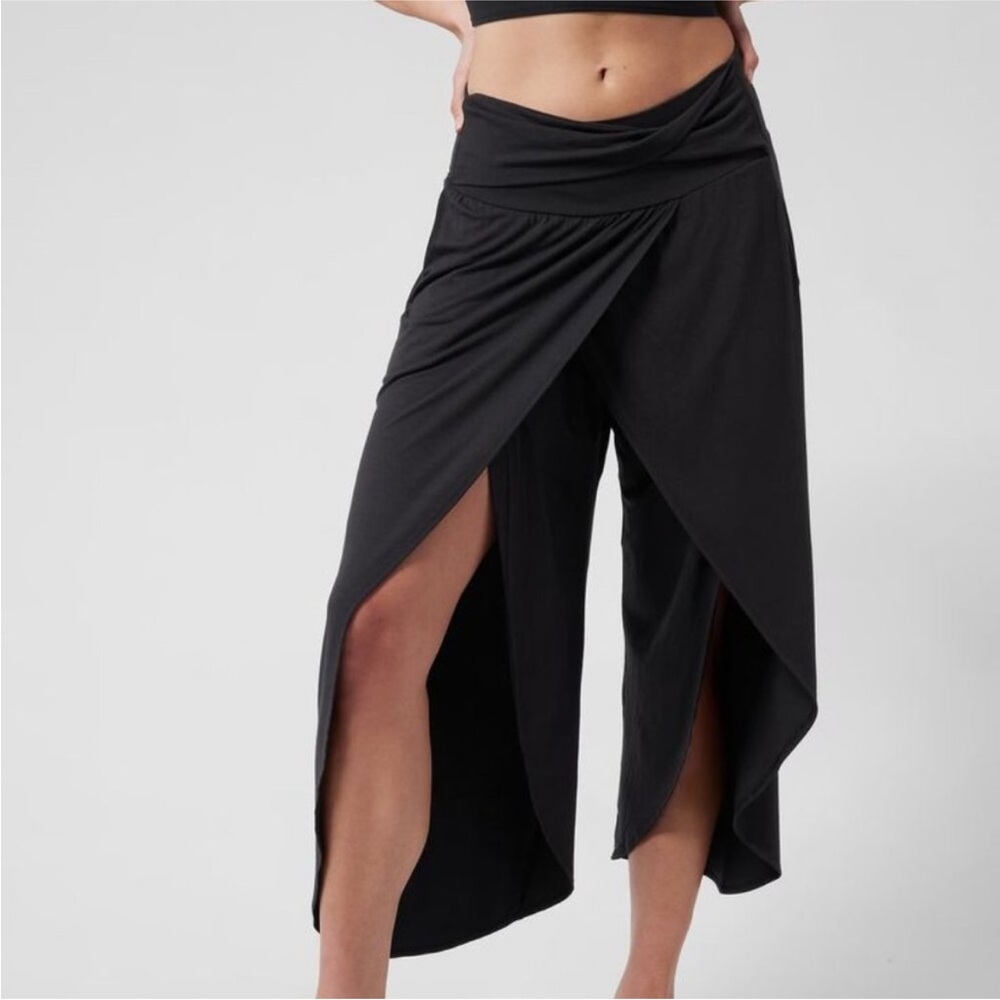Athleta Release Pants black lightweight soft TENCEL Modal Lagenlook Size Medium